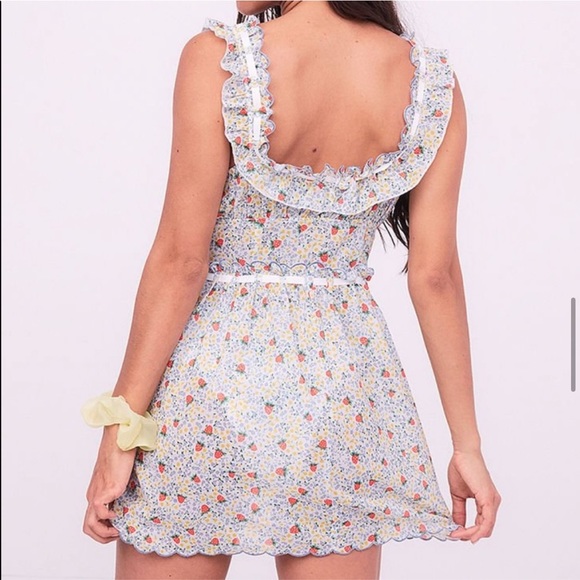 NWT for love & lemons x Victoria’s Secret strawberry kiss dress - Picture 2 of 9